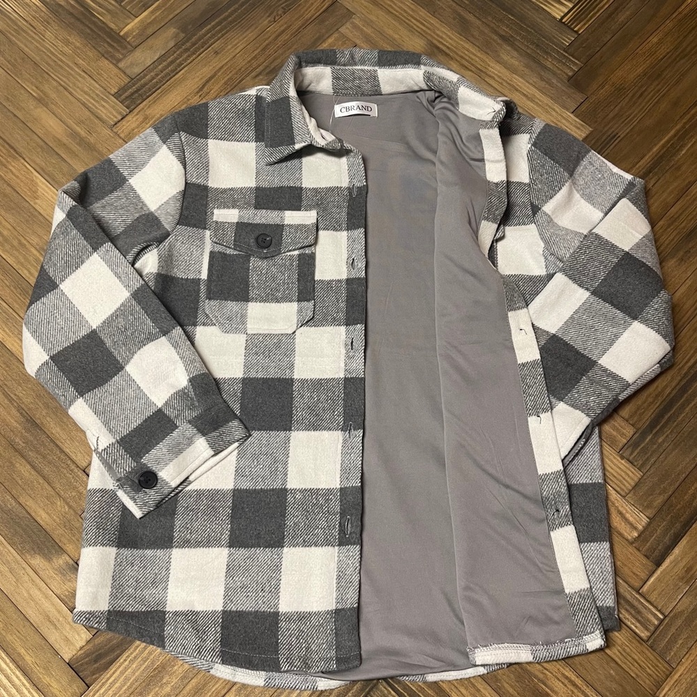 Womens size medium cbrand grey and white flannel coat